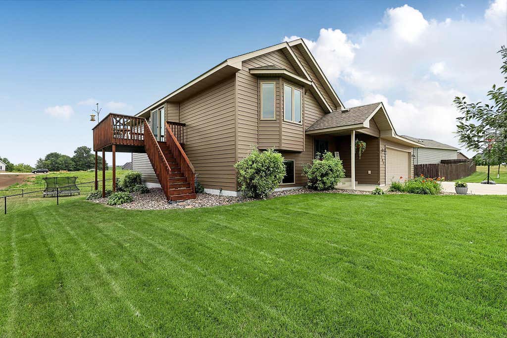 Photo of 105 Estate Drive, Avon, MN 56310 (MLS # 7119017)