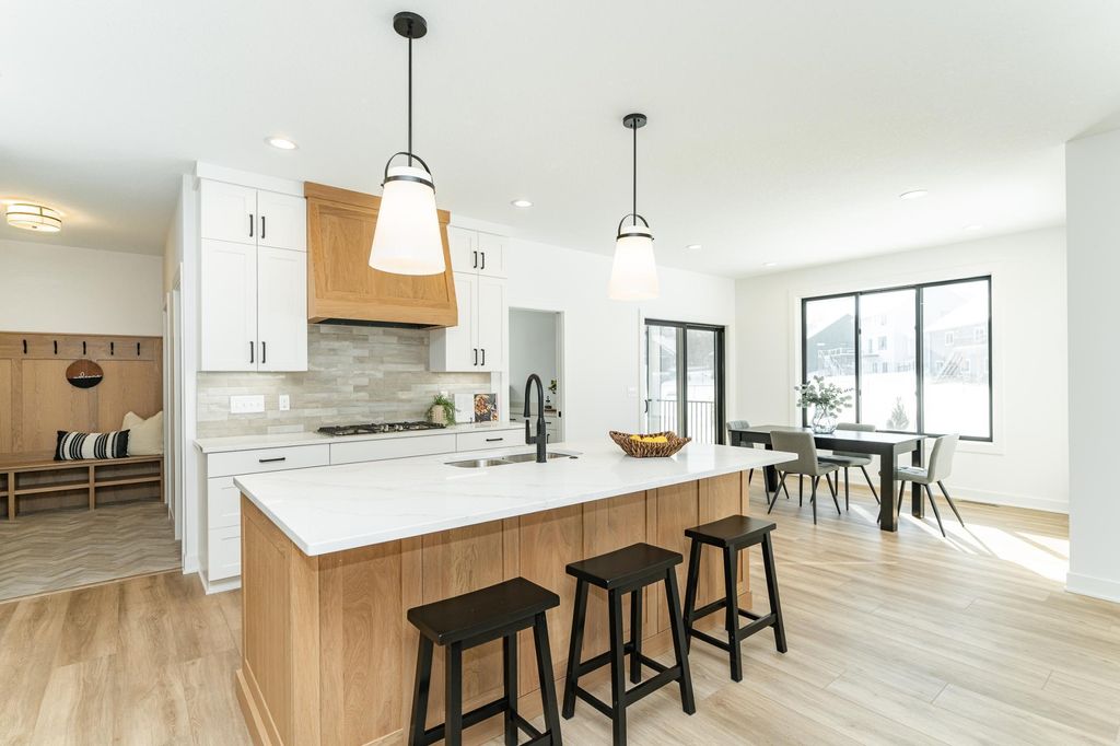 Photo of 4393 Cassidy Ridge Drive NE, Rochester, MN 55906 (MLS # 7003889)