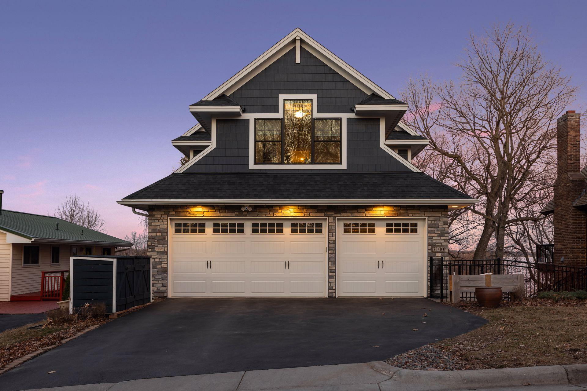3100 Island View Drive