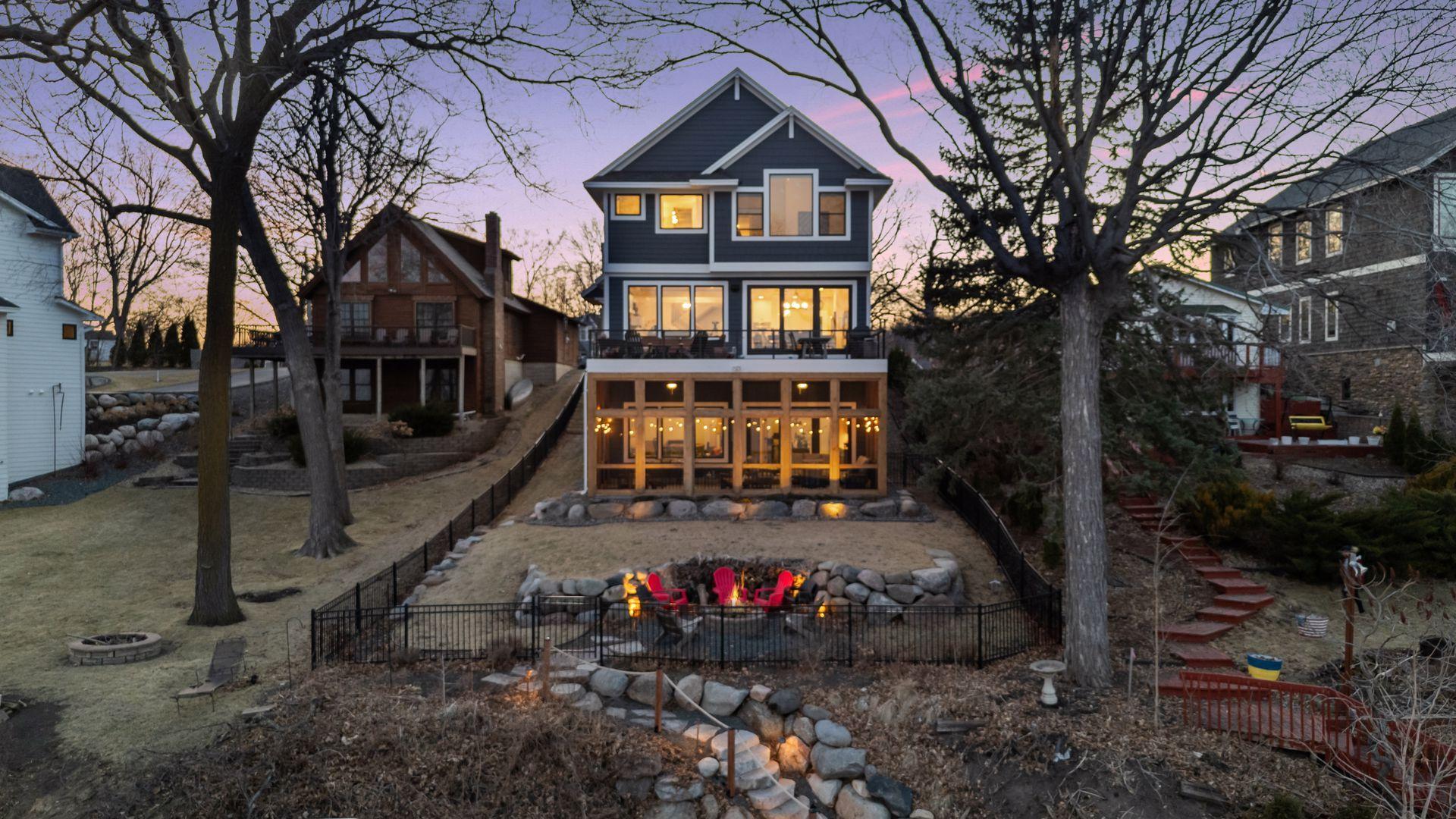 3100 Island View Drive
