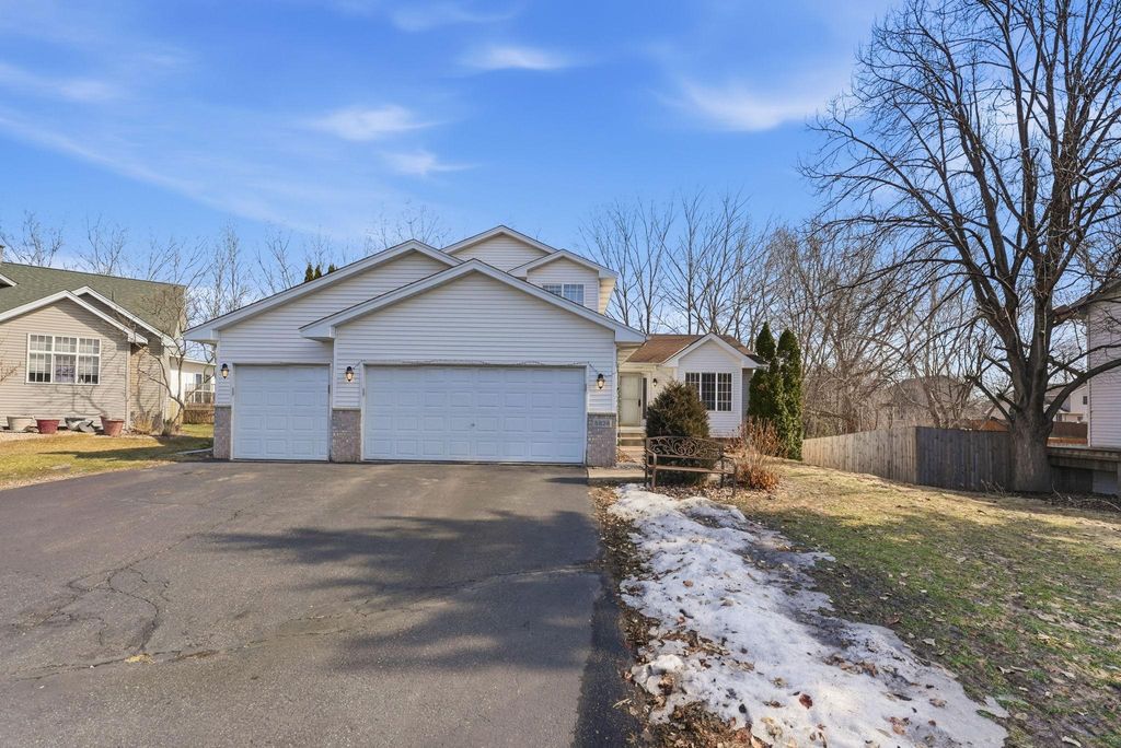 Photo of 8824 Oregon Avenue N, Brooklyn Park, MN 55445 (MLS # 7065206)