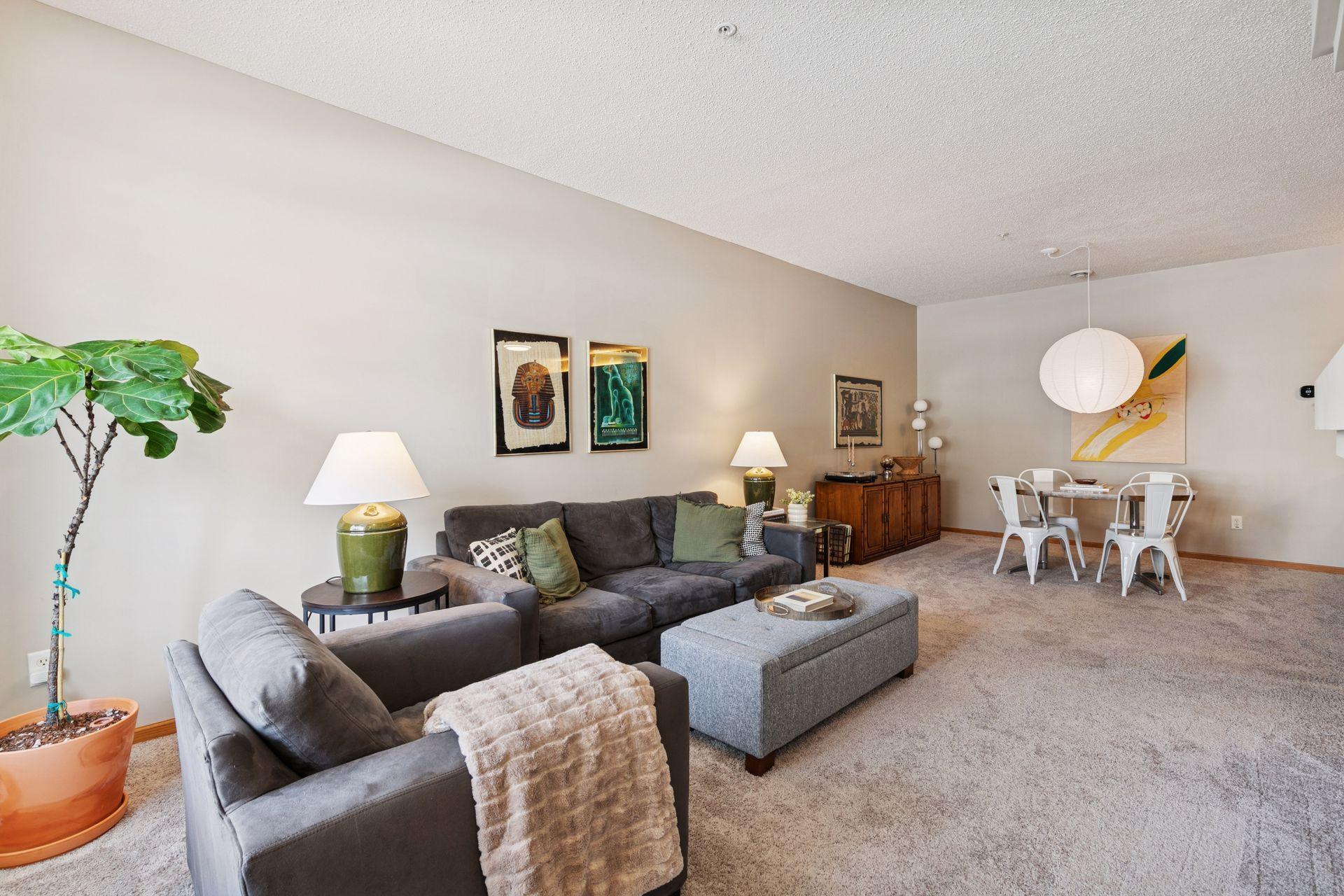 4745 Blaine Avenue 509