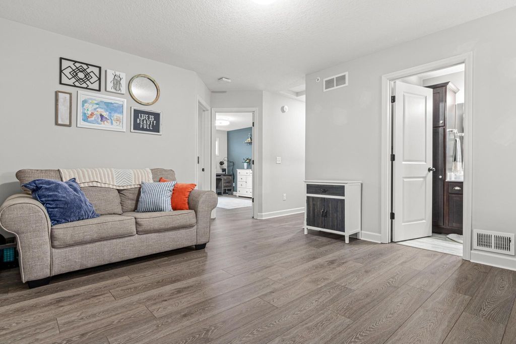 Photo of 9925 5th Street Lane N, Lake Elmo, MN 55042 (MLS # 7010838)