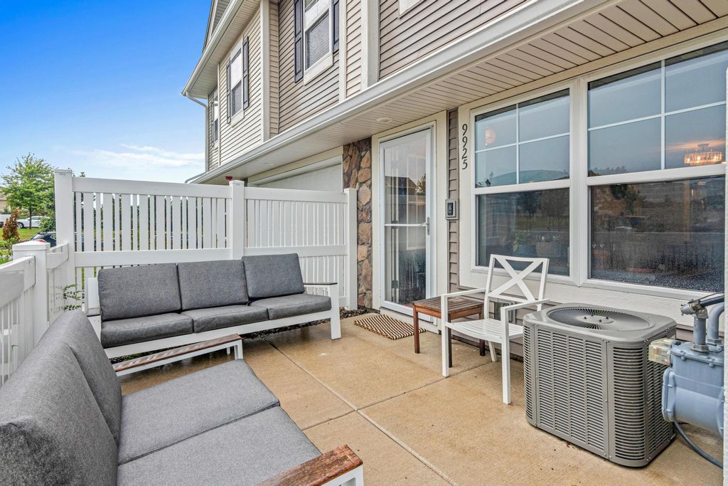 Photo of 9925 5th Street Lane N, Lake Elmo, MN 55042 (MLS # 7010838)