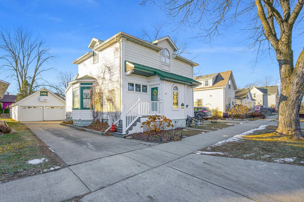 Photo of 418 Forest Street, Fairmont, MN 56031 (MLS # 7016223)