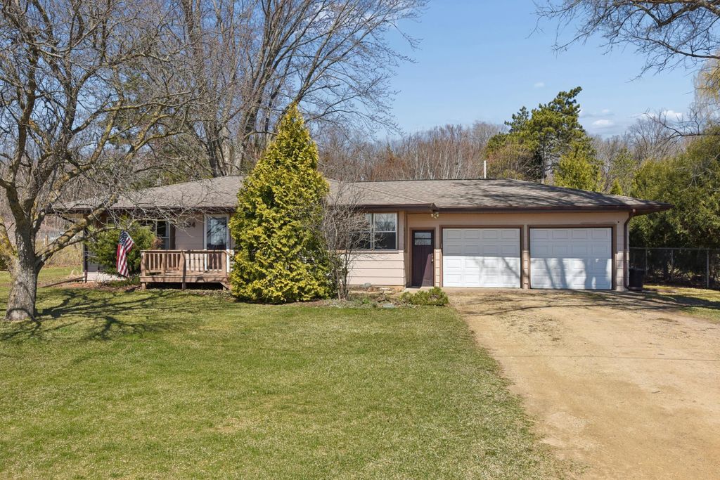 Photo of 694 Glover Road, River Falls, WI 54022 (MLS # 7050738)