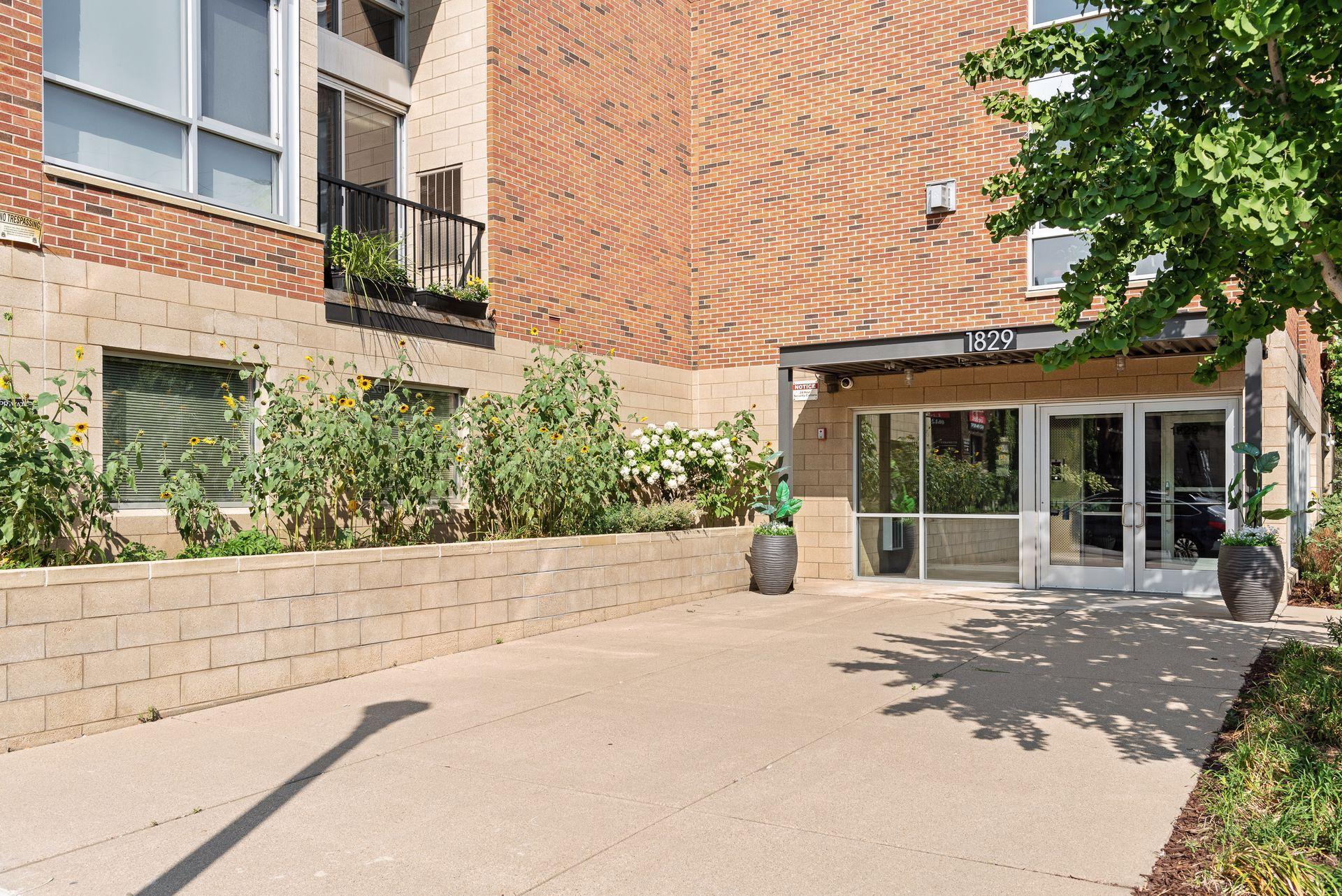1829 3rd Ave S 212