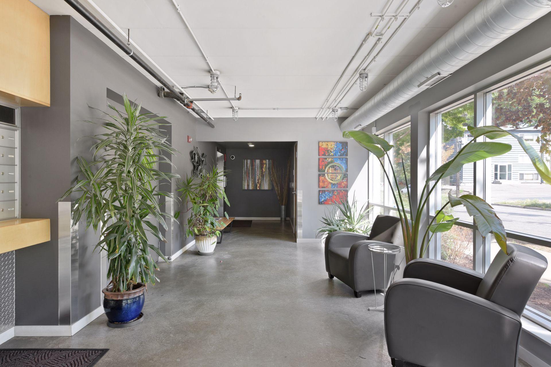 1829 3rd Ave S 212