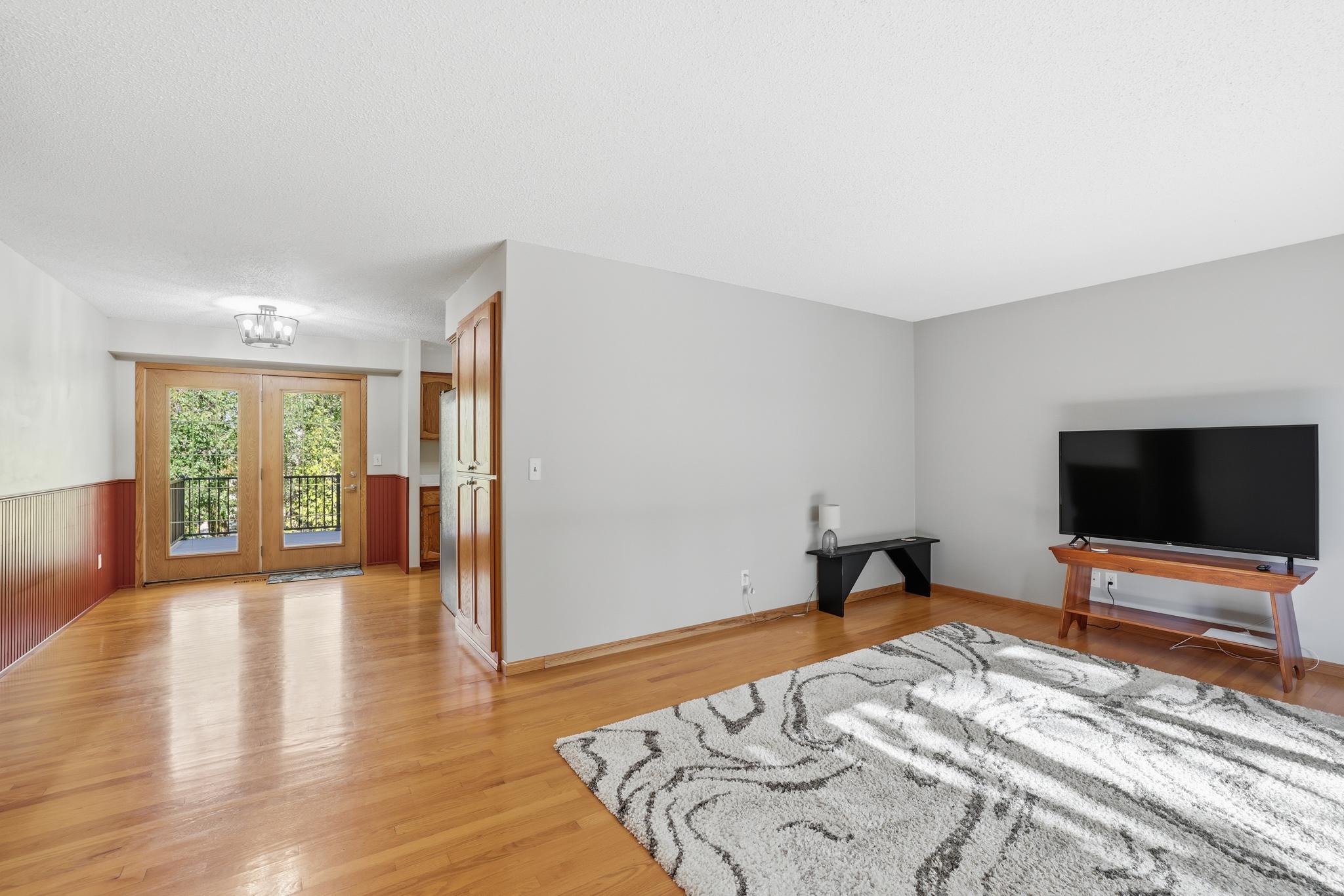 2108 Friendship Lane