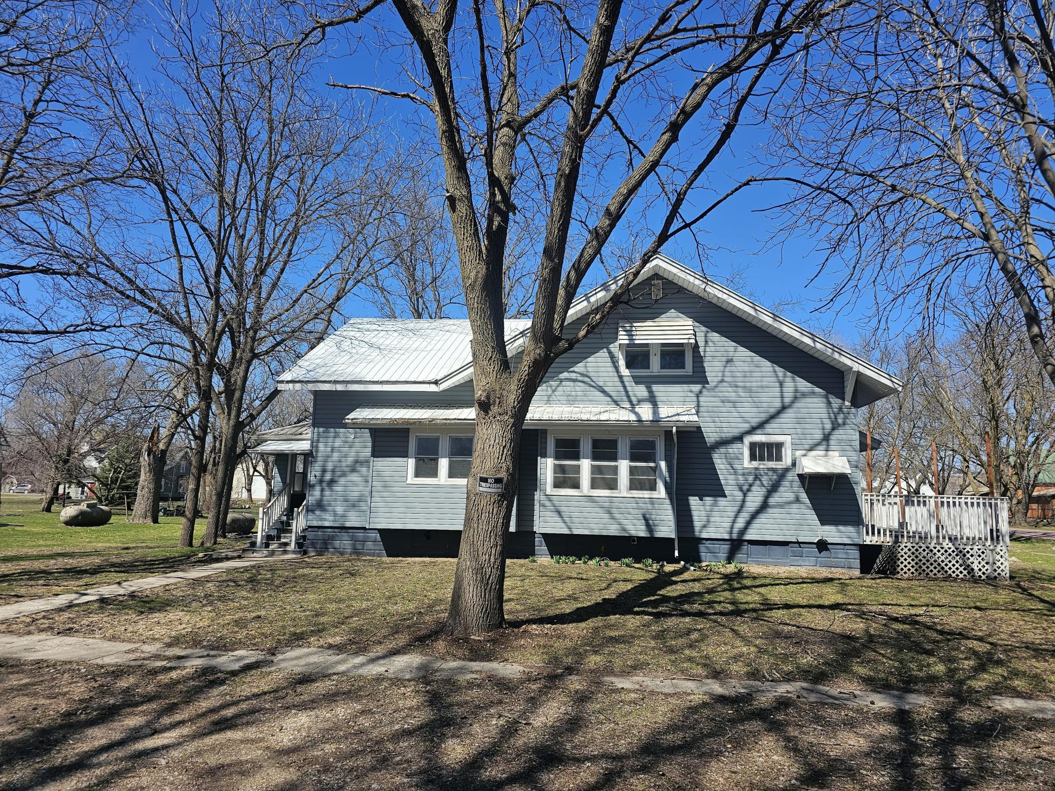 212 S Center Street