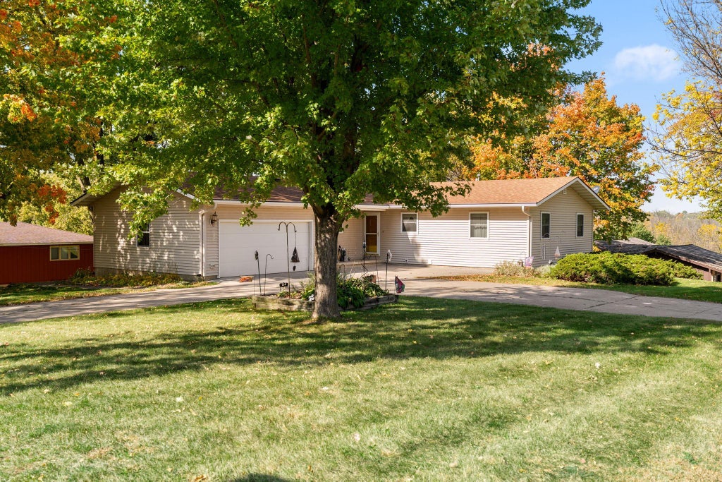 Photo of 1146 Ironwood Avenue, Owatonna, MN 55060 (MLS # 7158654)