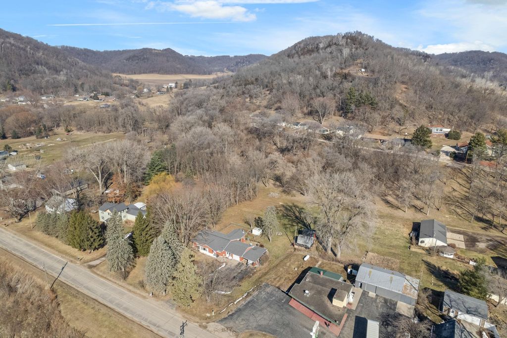 Photo of W394 Bluff Siding Road, Fountain City, WI 54629 (MLS # 7040289)