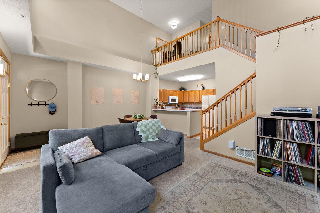 Photo of 1610 Woodlynn Avenue #3, Maplewood, MN 55109 (MLS # 7130255)