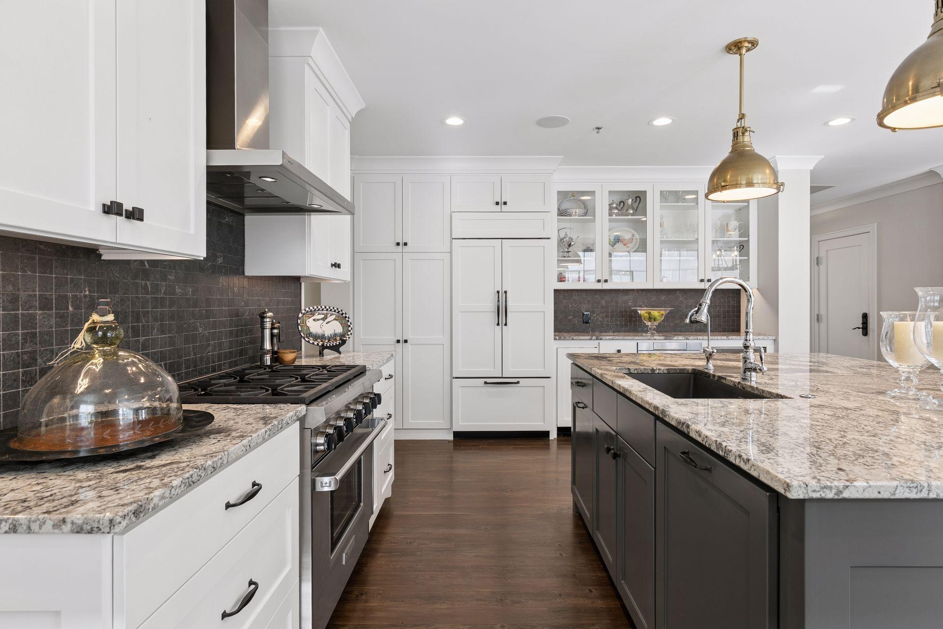 6112 Kellogg Avenue 100