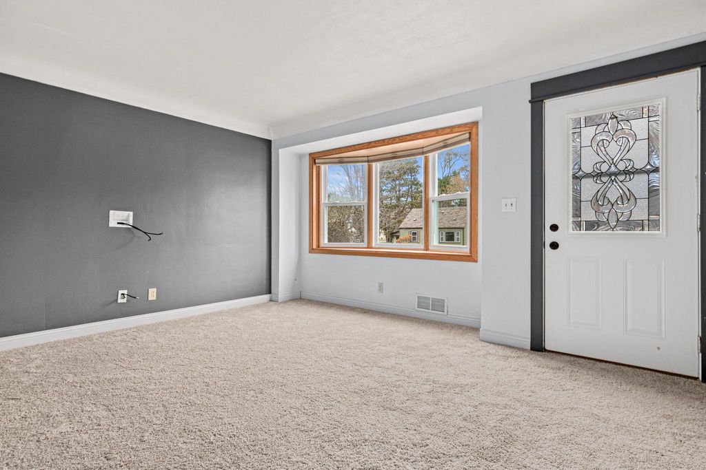 Photo of 2466 Clearview Avenue, Mounds View, MN 55112 (MLS # 6813987)