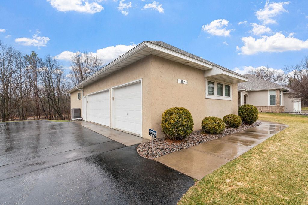 Photo of 12525 42nd Place N, Plymouth, MN 55442 (MLS # 7042907)