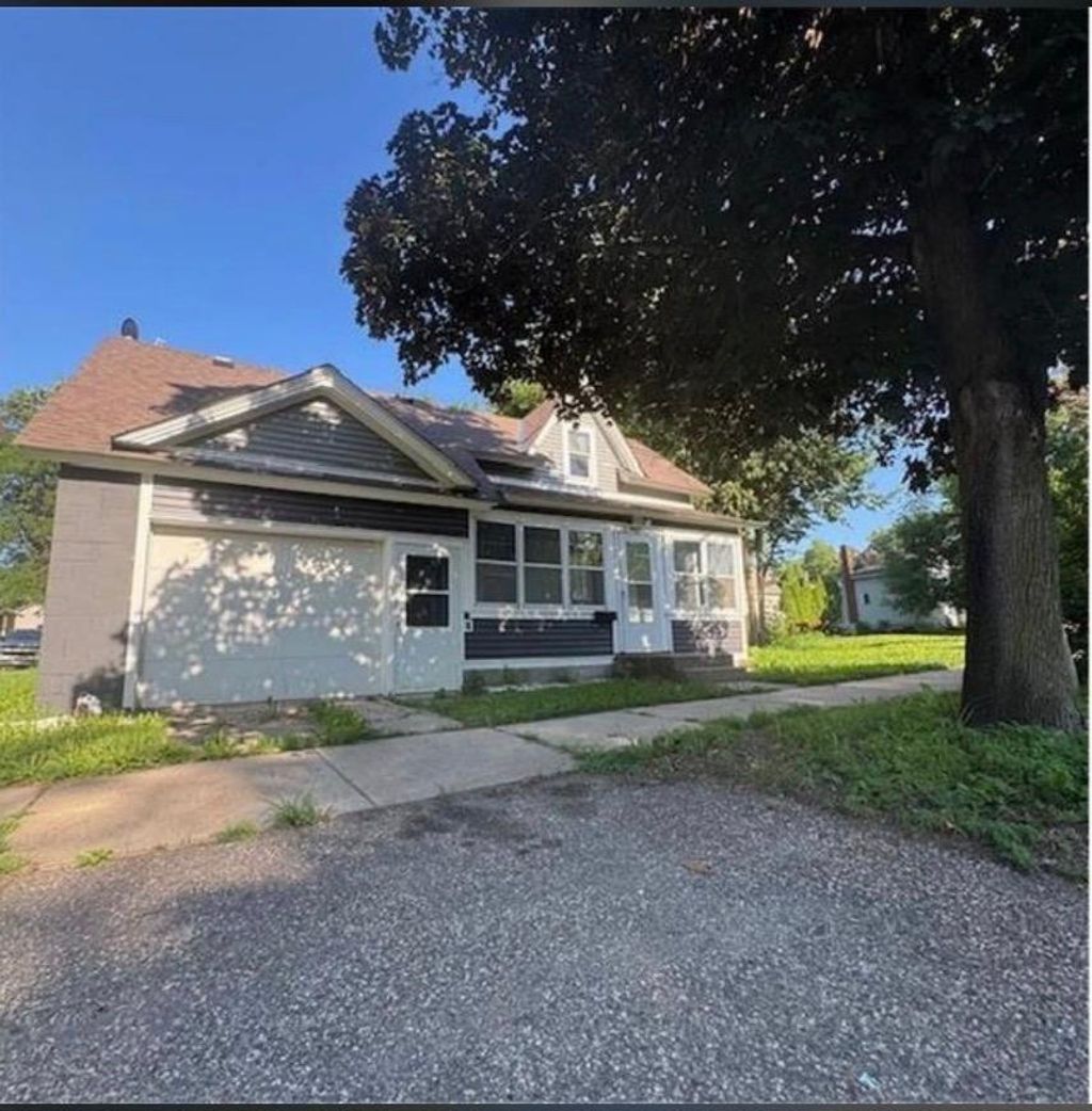 Photo of 915 3rd Avenue NW, Faribault, MN 55021 (MLS # 7079087)