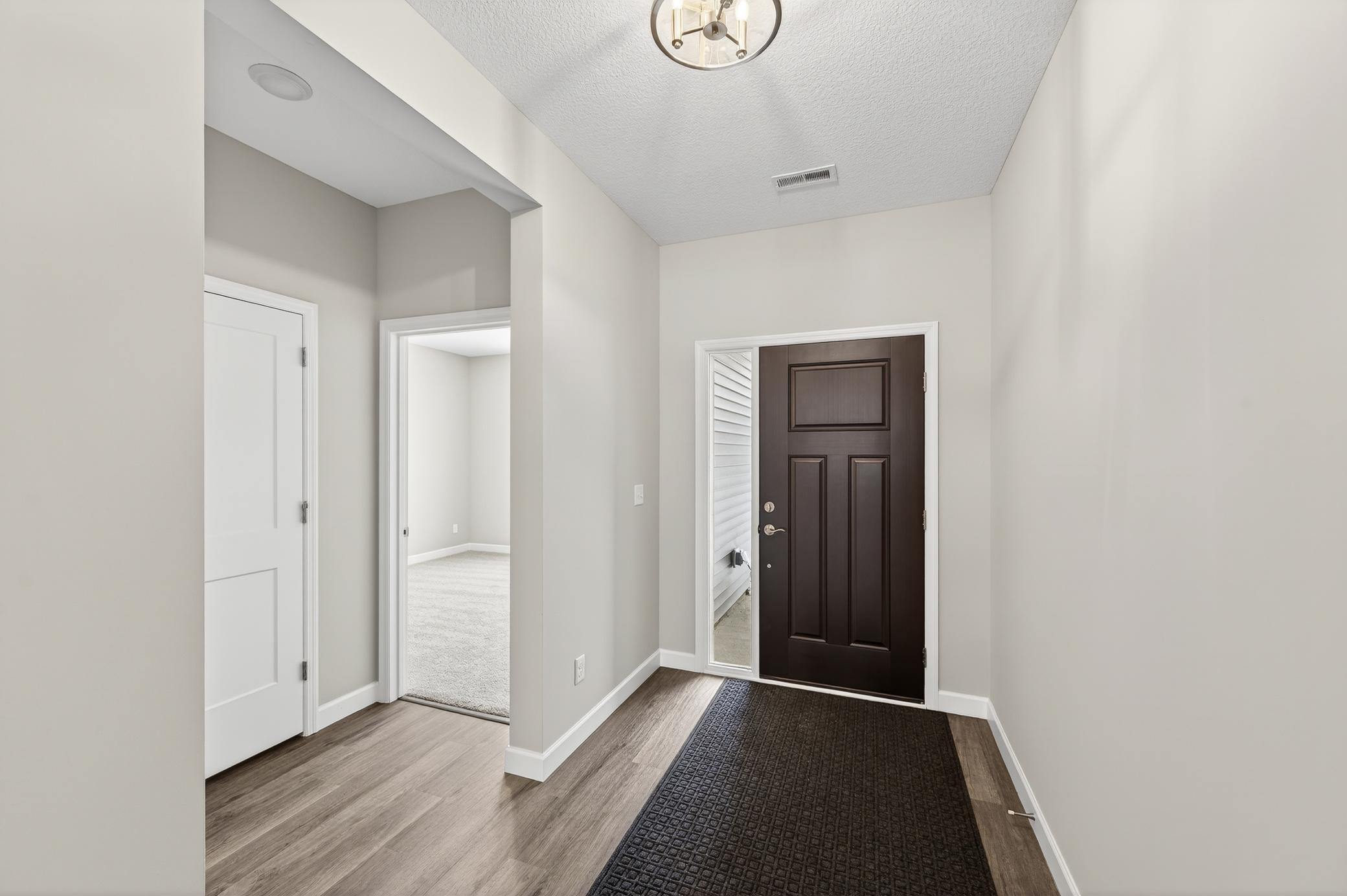 1419 Victory Lane NE