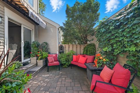 1115 Edgcumbe Road Saint Paul MN 55105