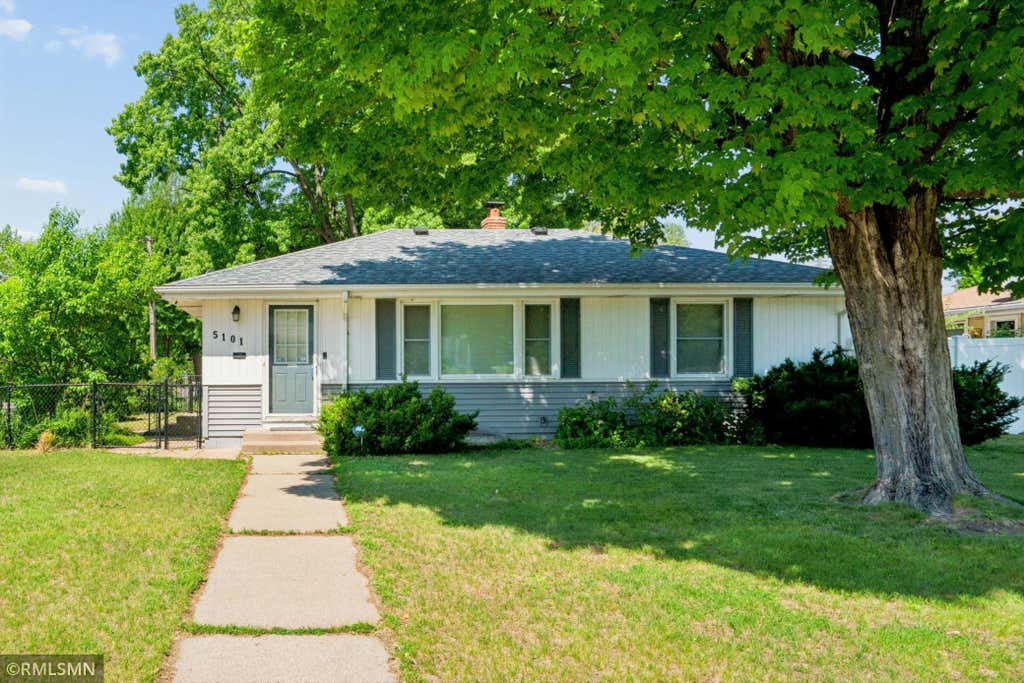 Photo of 5101 Sheridan Avenue N, Minneapolis, MN 55430 (MLS # 7082714)
