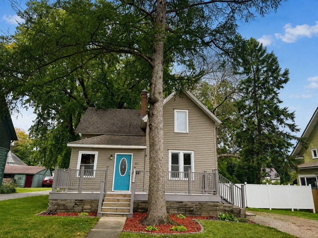 Photo of 422 Chestnut Avenue, Owatonna, MN 55060 (MLS # 7136431)