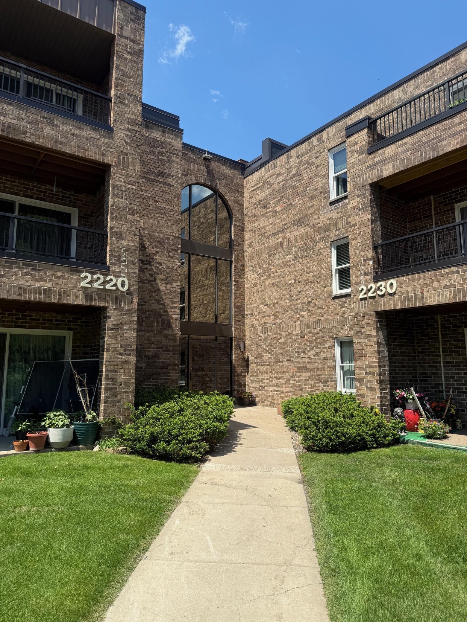 2210 Midland Grove Road 207