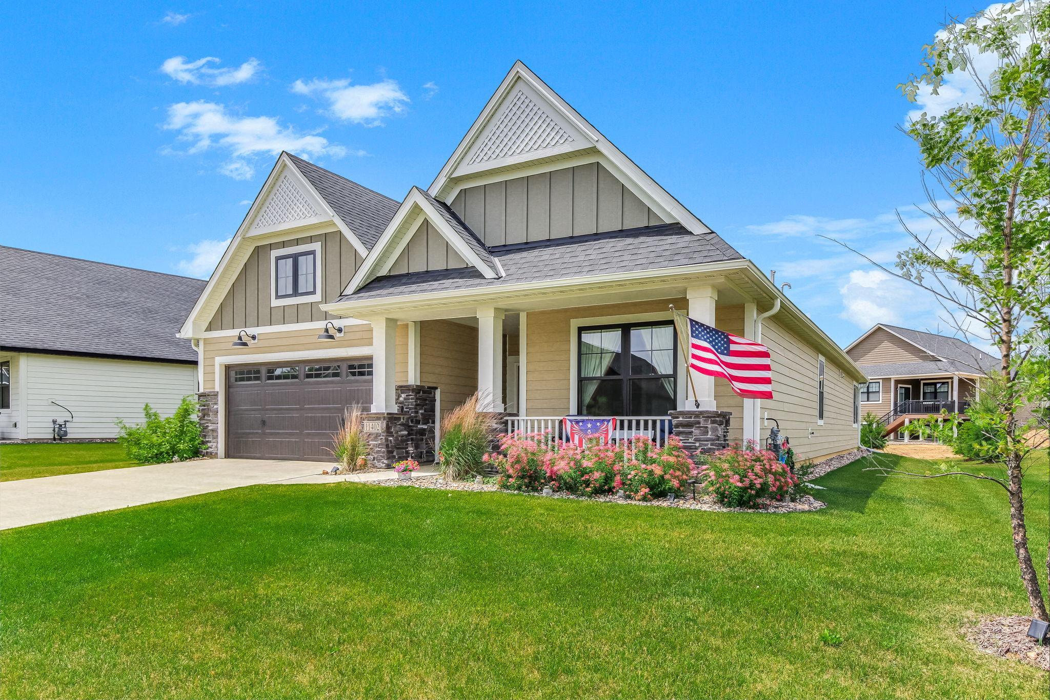 11402 Kings Court N