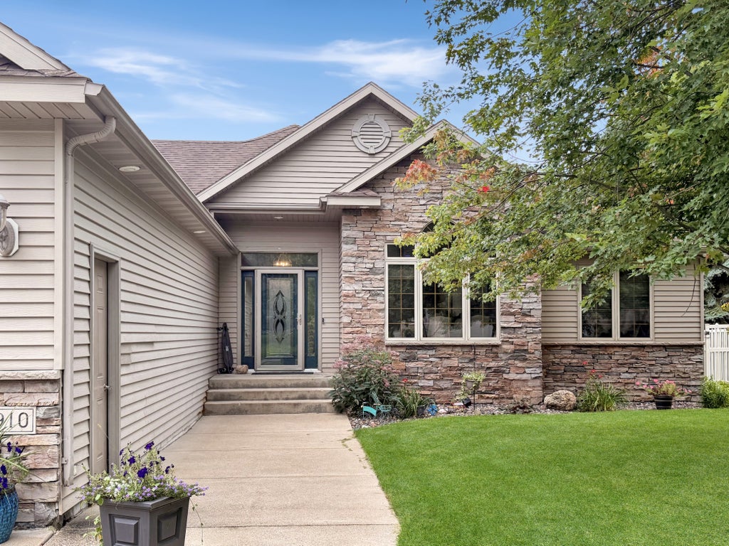 Photo of 1910 Temminck Rd RD, Saint Cloud, MN 56301 (MLS # 7124915)
