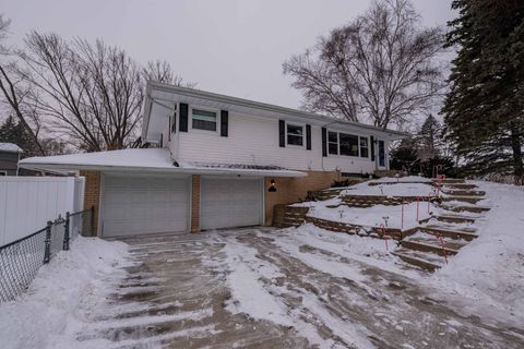 3393 Richmond Avenue Shoreview MN 55126