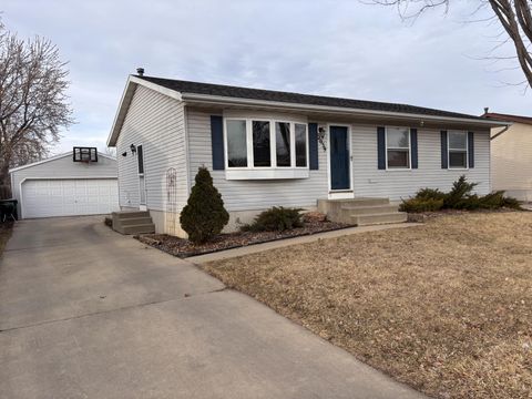 2039 49 1/2 Street NW Rochester MN 55901
