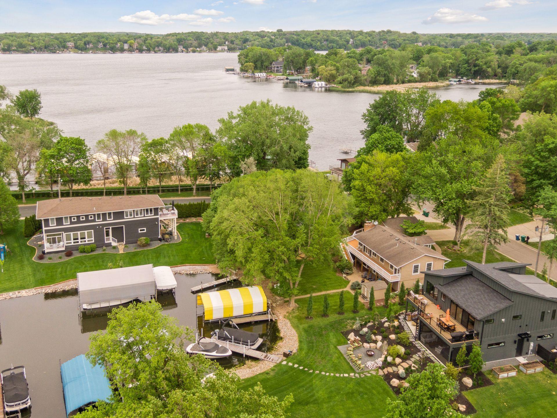 1709 Baywood Lane