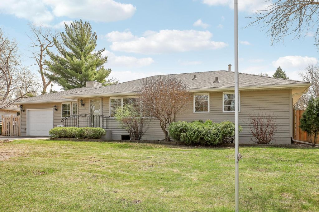 Photo of 5900 Halifax Place, Brooklyn Center, MN 55429 (MLS # 7058015)