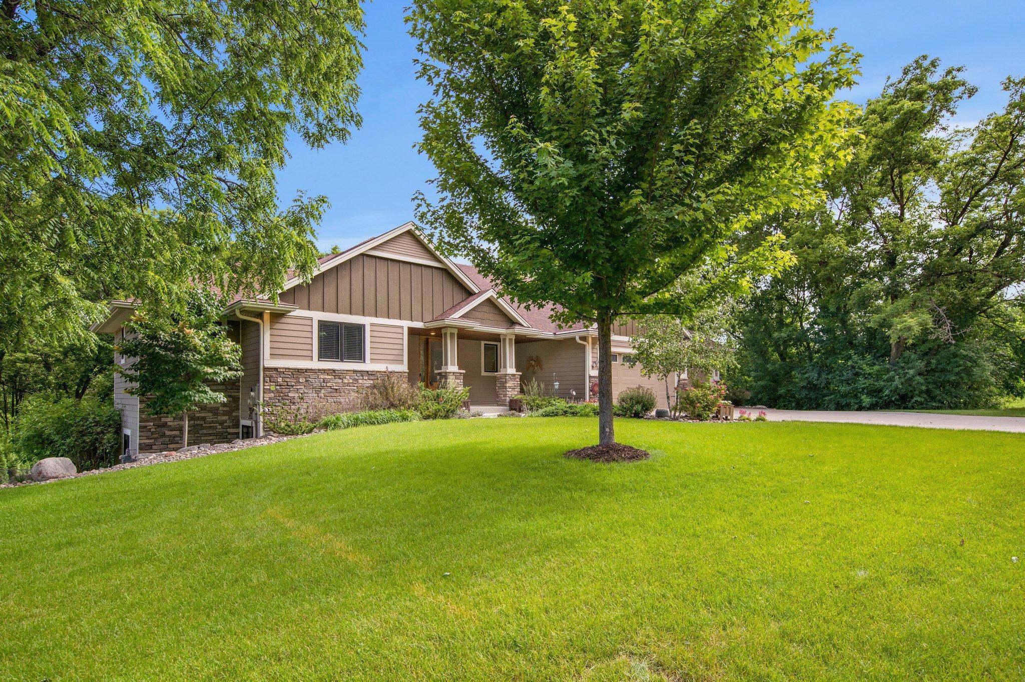1606 W 156th Street