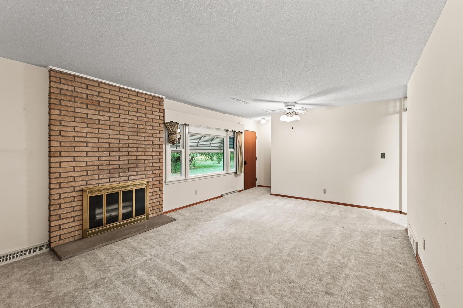 2147 Aztec Lane