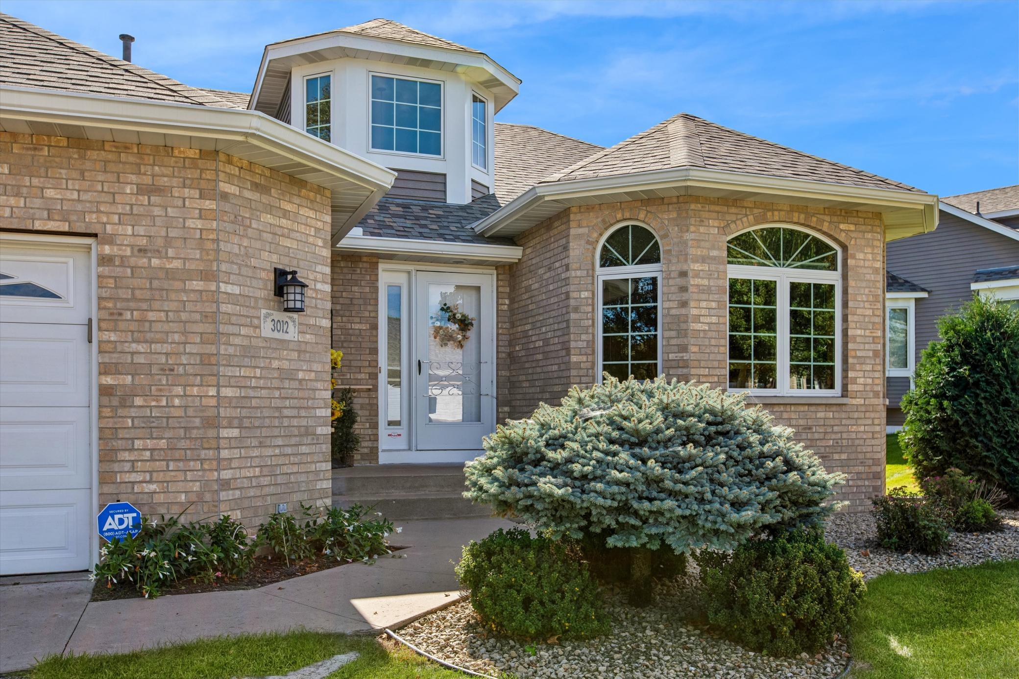 3012 Highpointe Curve