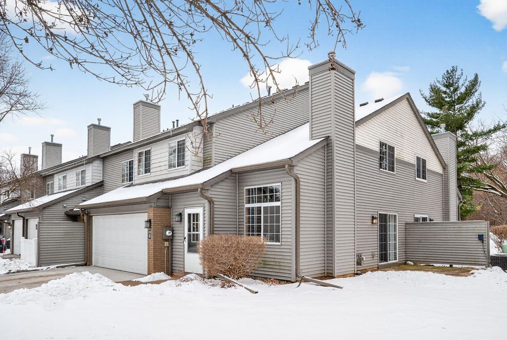 Photo of 9935 Russell Avenue N #6, Brooklyn Park, MN 55444 (MLS # 7023994)