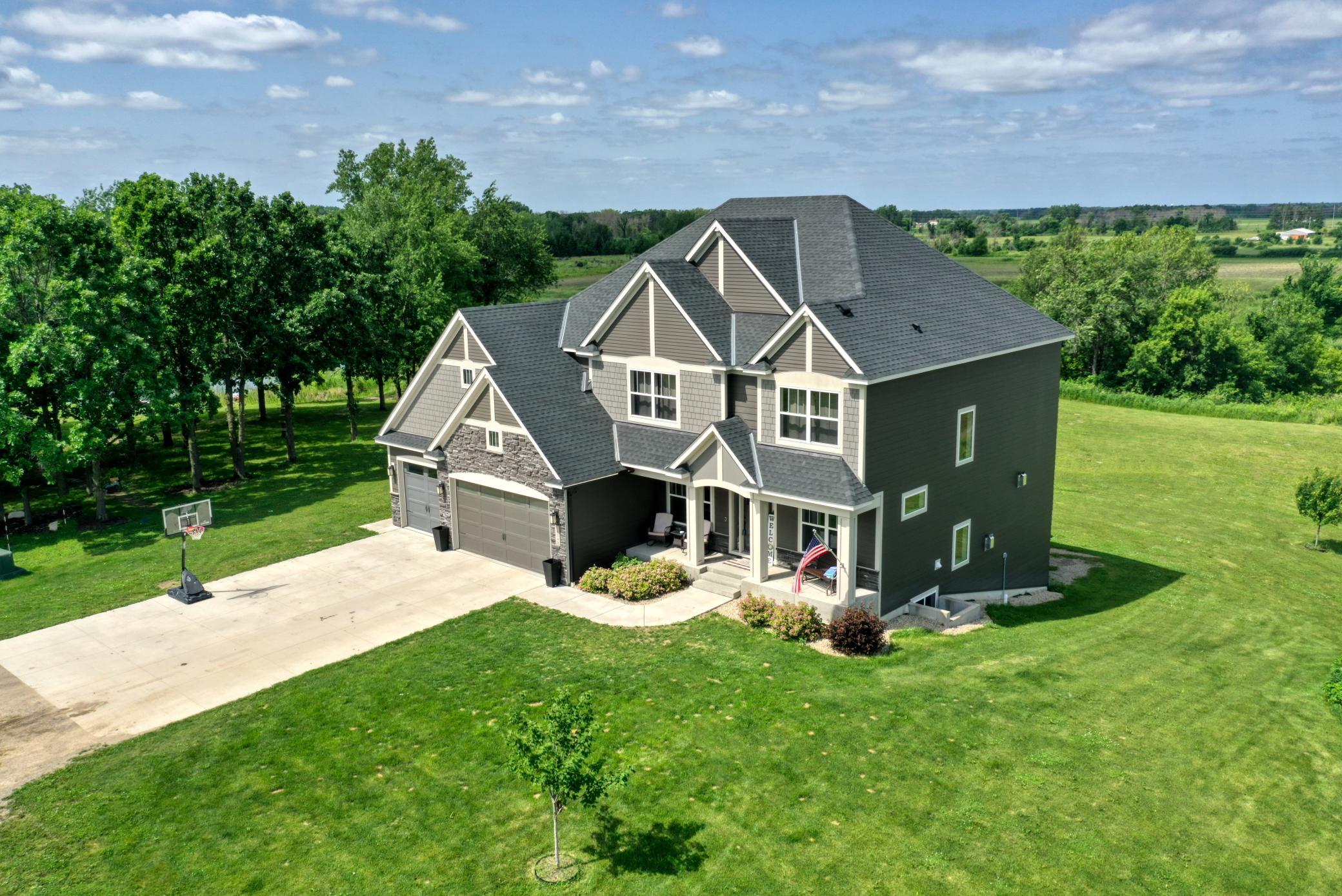 Forest Lake, Minnesota, 55025, United States, 6 Bedrooms Bedrooms, ,5 BathroomsBathrooms,Residential,Active,2031414