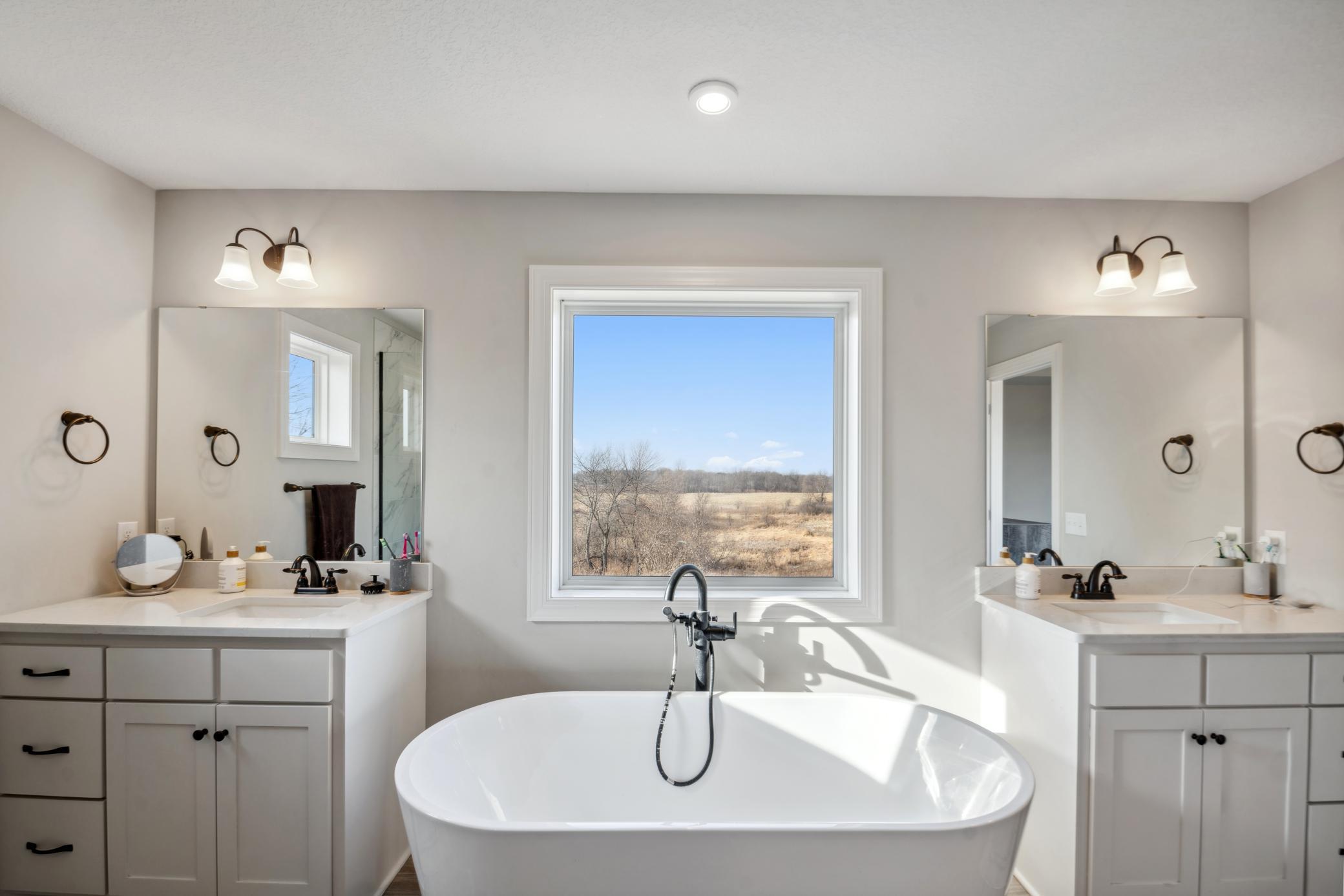 Forest Lake, Minnesota, 55025, United States, 6 Bedrooms Bedrooms, ,5 BathroomsBathrooms,Residential,Active,2031414