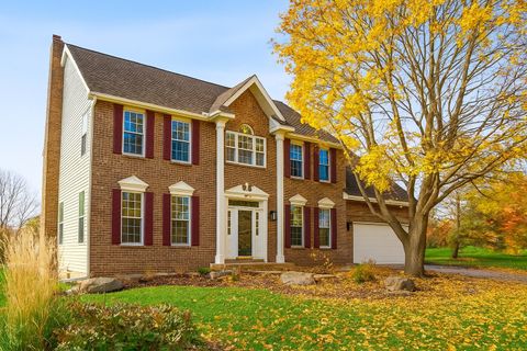 2498 Pond Circle E Mendota Heights MN 55120