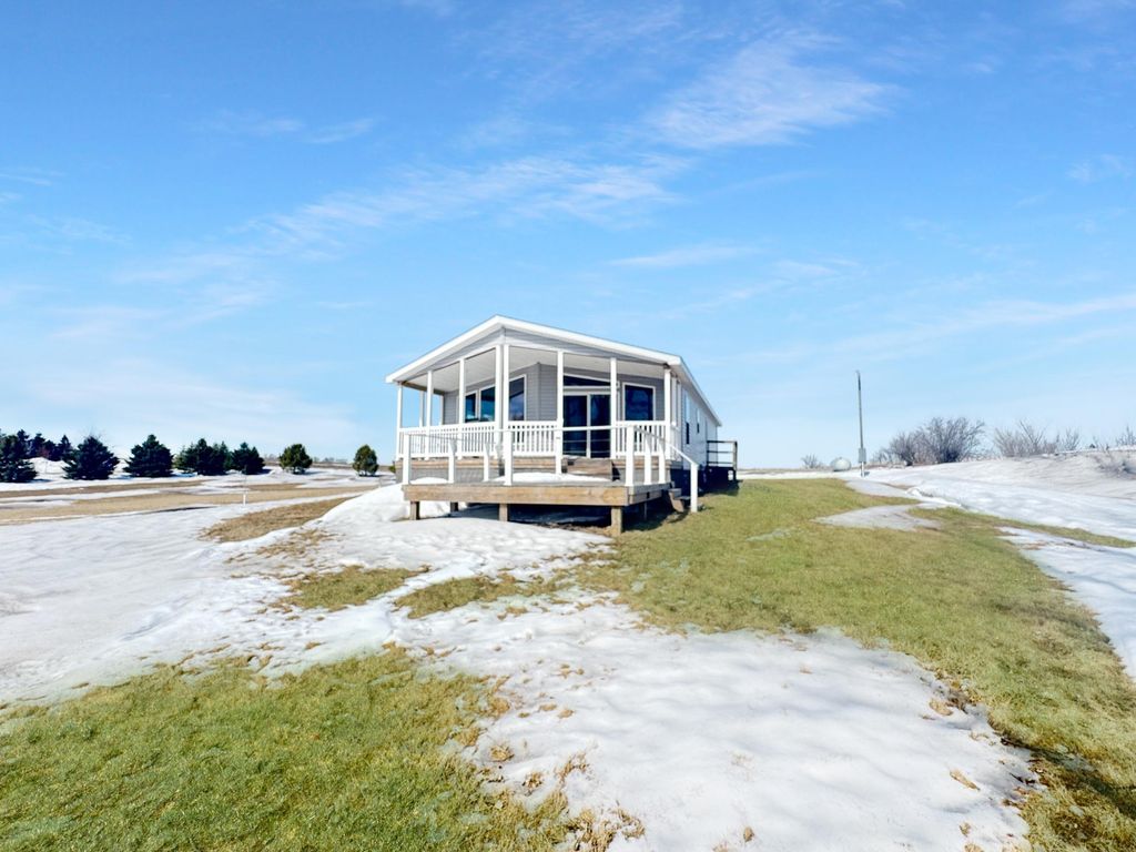 Photo of 7 Robbins Drive, Tracy, MN 56175 (MLS # 7040286)