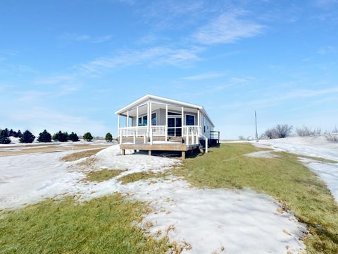 Photo of 7 Robbins Drive, Tracy, MN 56175 (MLS # 7040286)