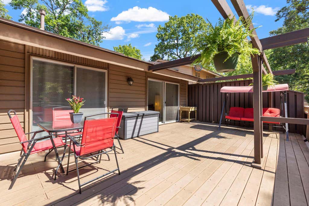 Photo of 91 Birnamwood Drive, Burnsville, MN 55337 (MLS # 7089643)