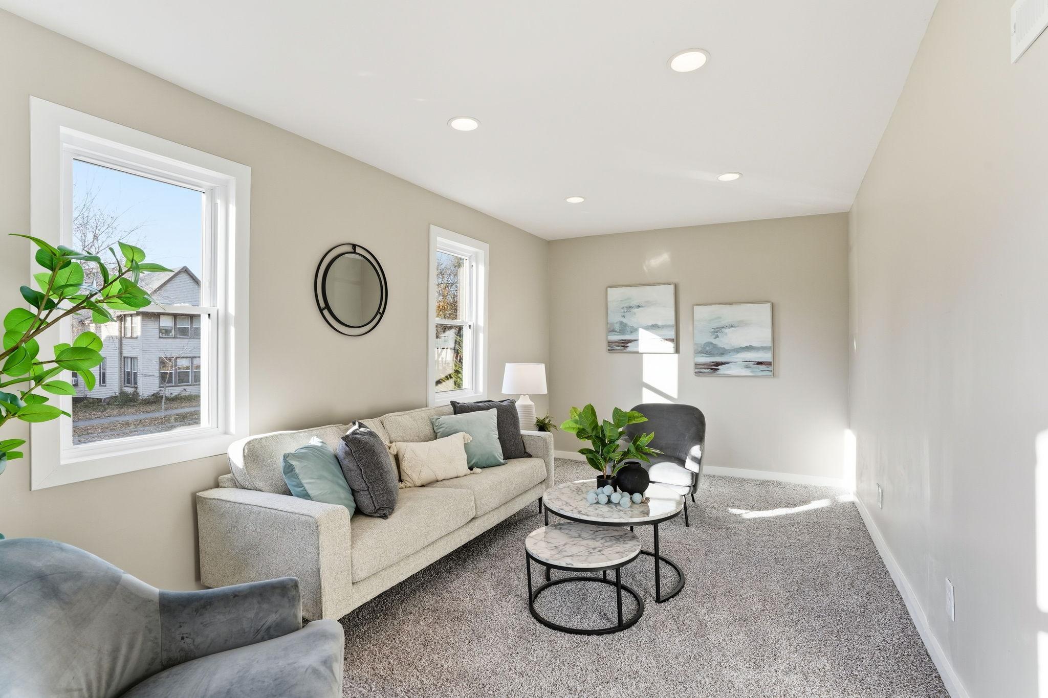 747 Buchanan Street NE