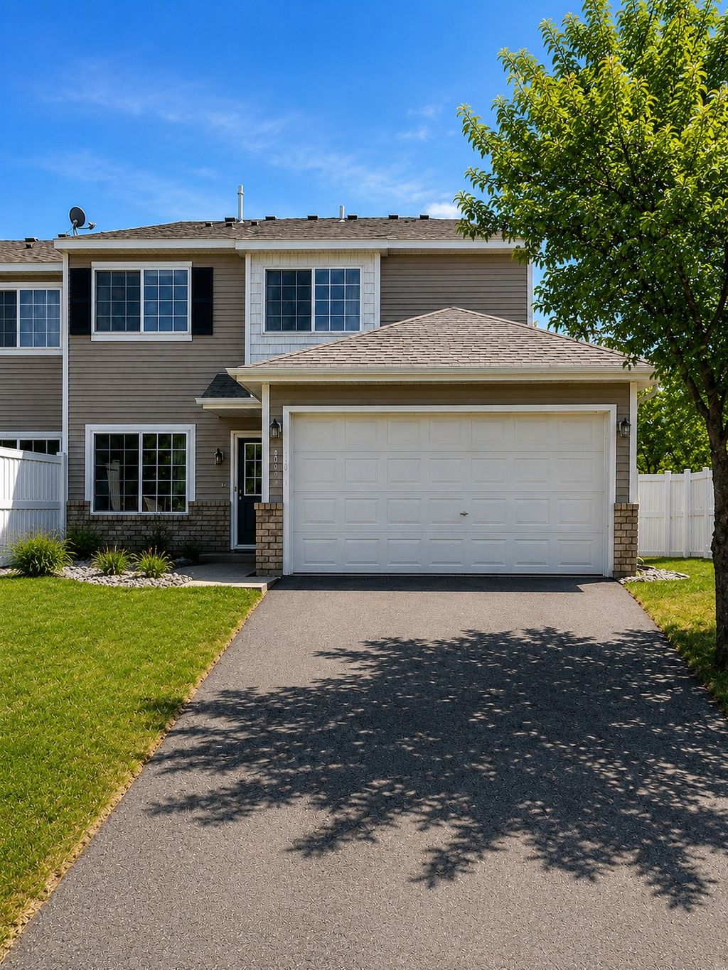 Photo of 15827 Fleet Trail, Apple Valley, MN 55124 (MLS # 7081280)