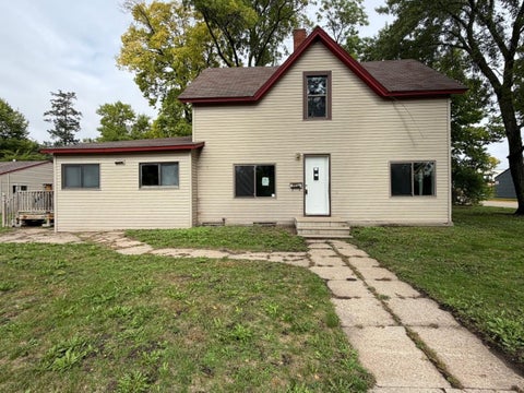 Photo of 31 Ripley Street E, Litchfield, MN 55355 (MLS # 7150873)