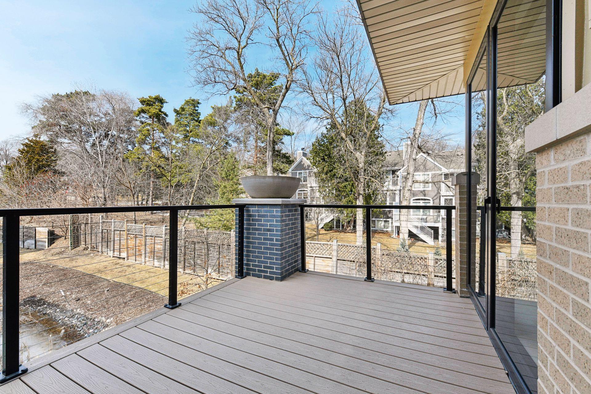 222 Ferndale Road S 208