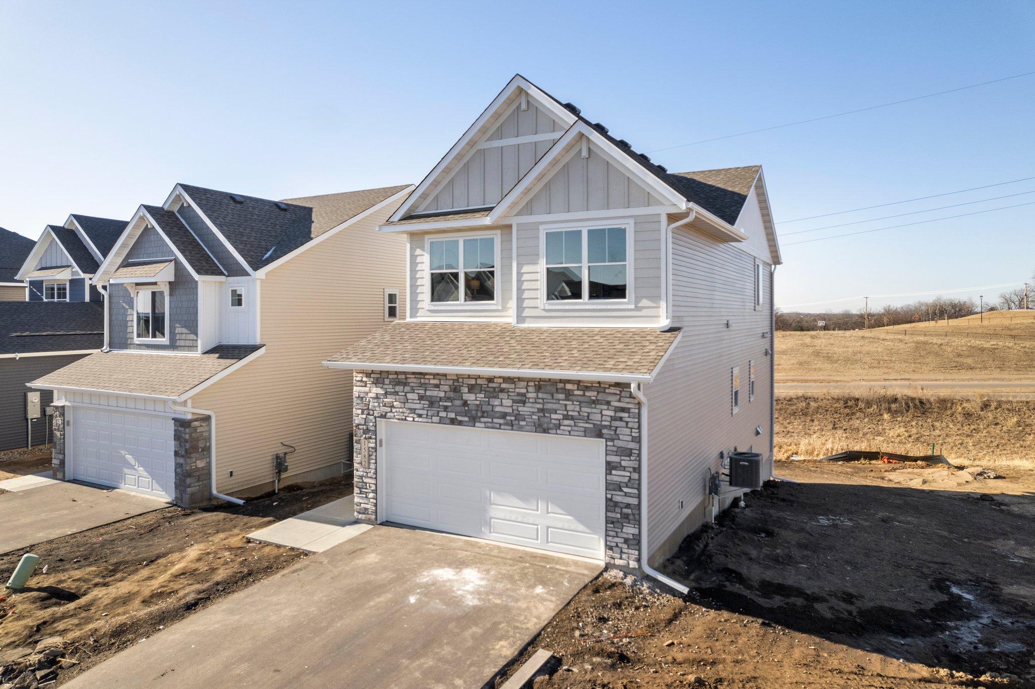 1582 76th Street W