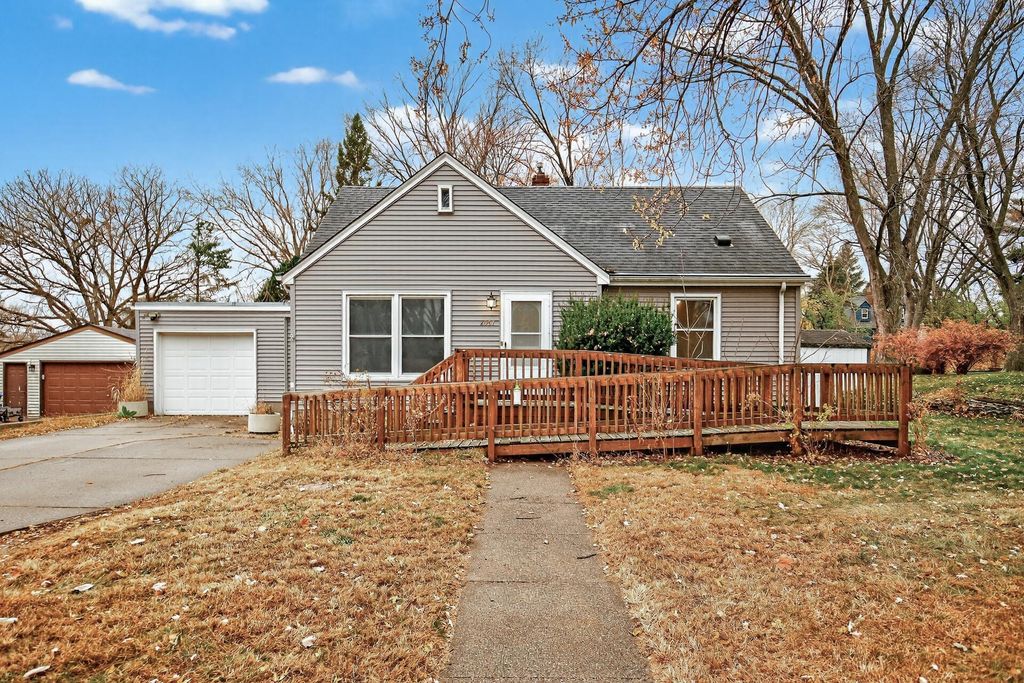 Photo of 2057 Giesmann Street, Roseville, MN 55113 (MLS # 6819020)