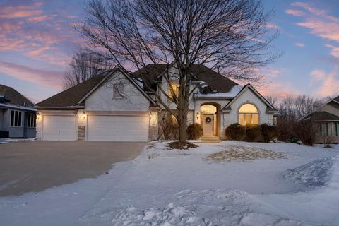 2530 Wexford Court New Brighton MN 55112