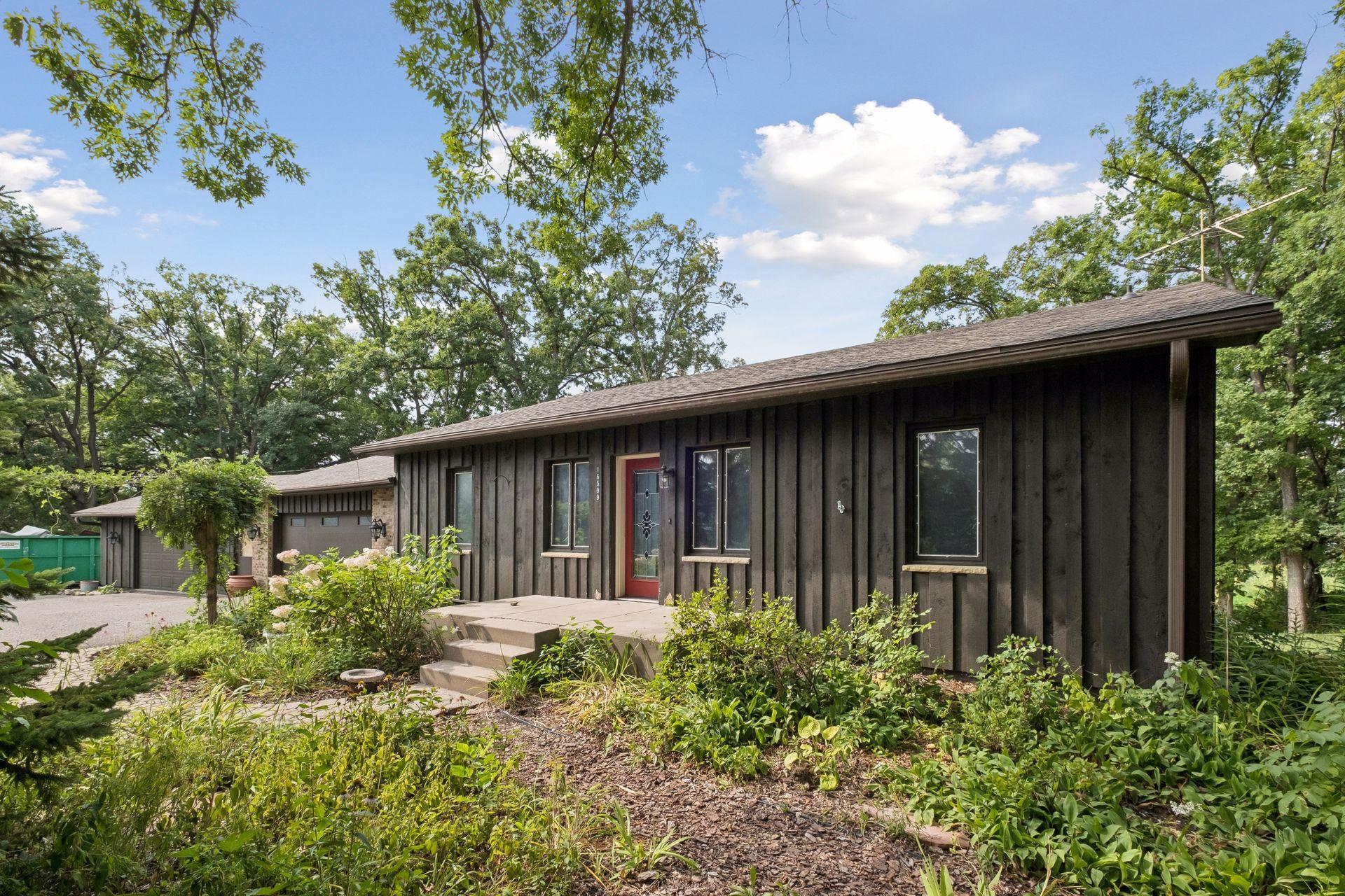 16599 Kenwood Trail